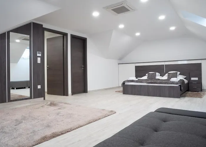 בית הארחה Andoravendeghaz - 3*